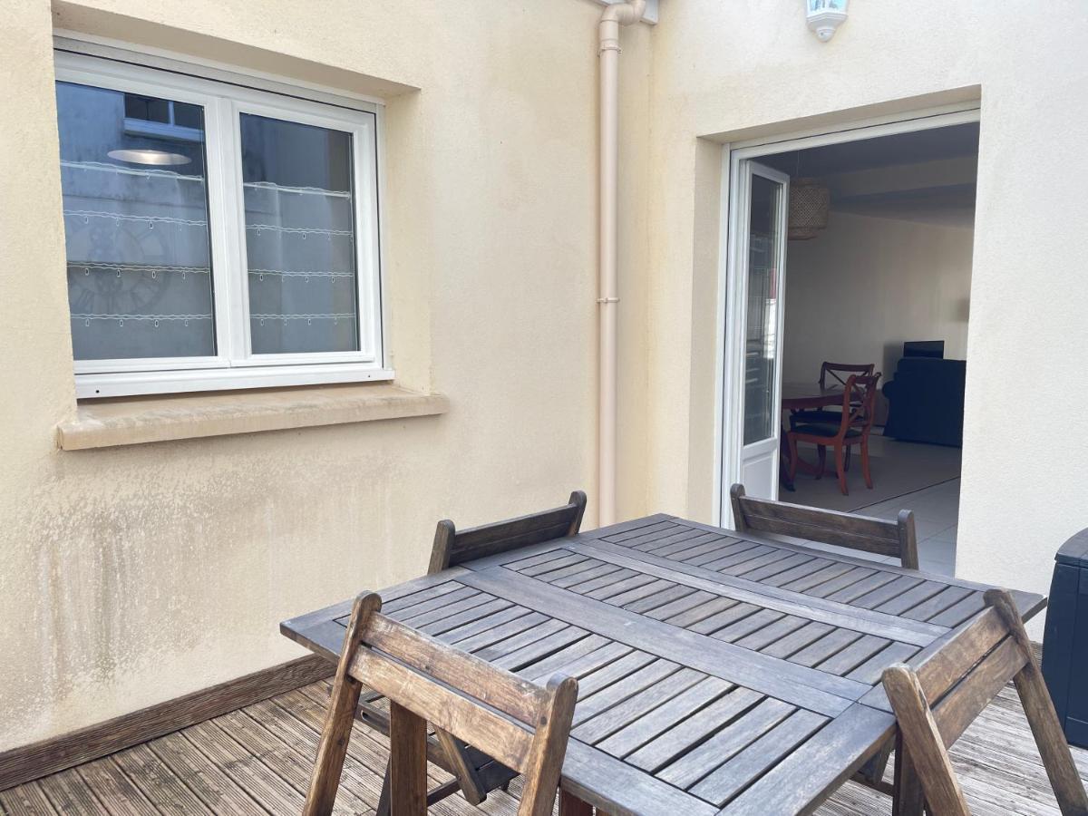 Le Mulberry Villa Bayeux Bagian luar foto